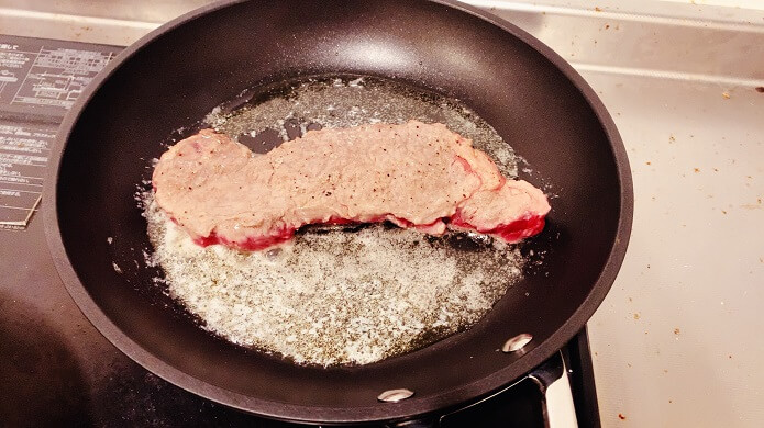 ル・クルーゼのTNSシャロ―フライパンでステーキを作ってみた